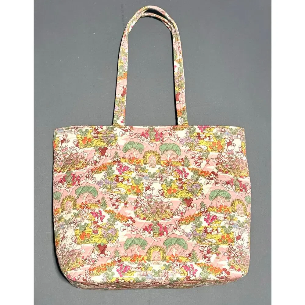 Vera Bradley Mickeys Promenade Original Zip Tote Minnie Mouse Daisy Duck Goofy